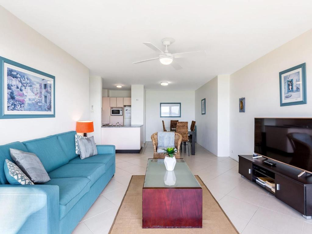 Harbourside Unit 2 7 Soldiers Point Road photo 1