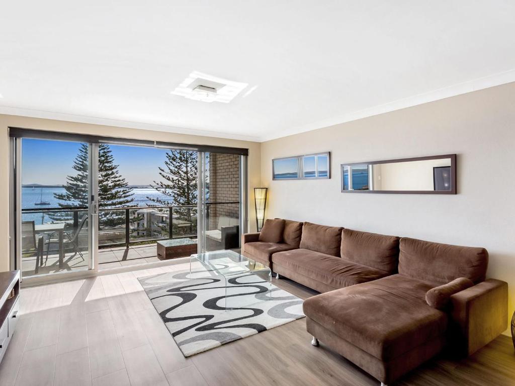 Sundeck Unit 8 51 Ronald Avenue photo 3
