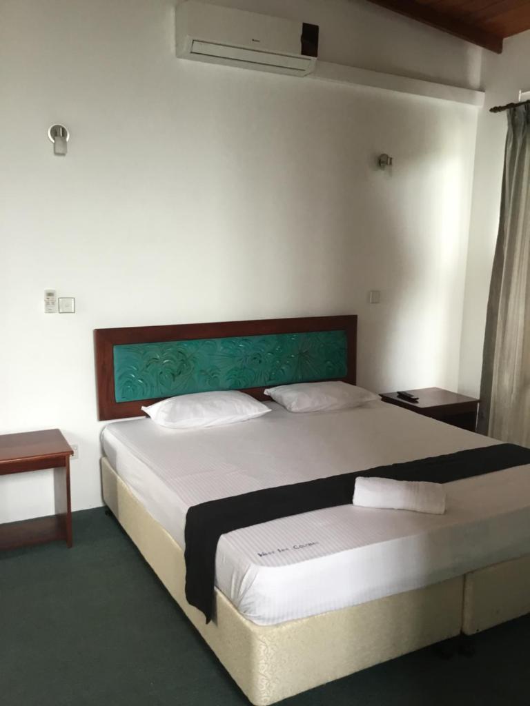 West Inn Colombo photo 2