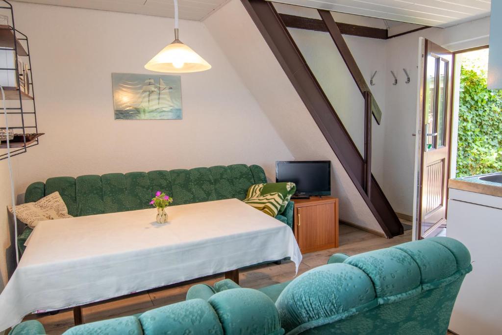 Ferienhaus Boddenkieker photo 2