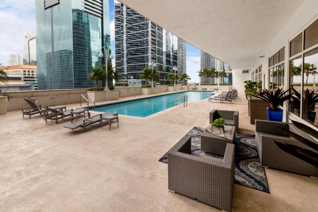 Luxury Accommodations Brickell image