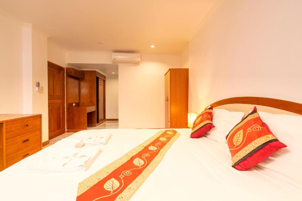 Апартаменты (Апартаменты с 2 спальнями и видом на бассейн), Sai Rougn Residence