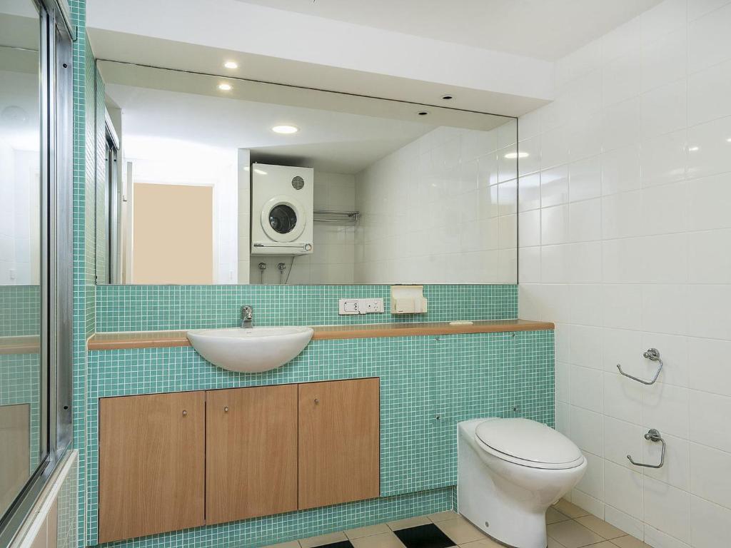 The Oaks Waterfront Resort Unit 303 photo 2