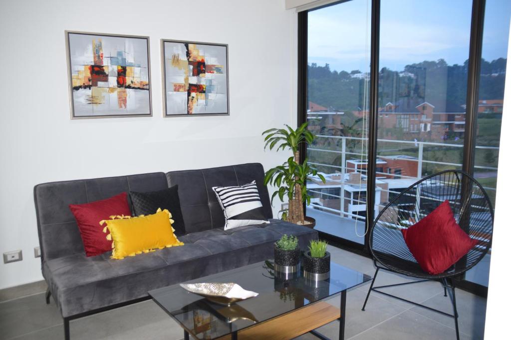 Cozy Stays Cayala Apartments 7 photo 1