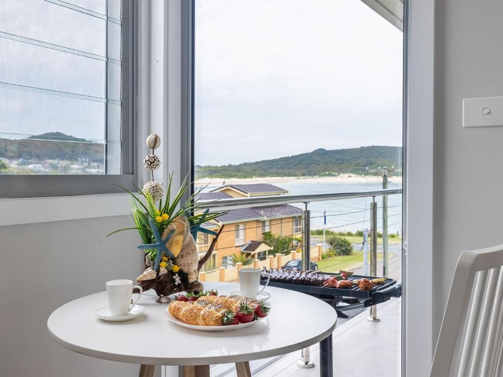 Fingal Bay View Unit 1 16 Tuna Crescent photo 2