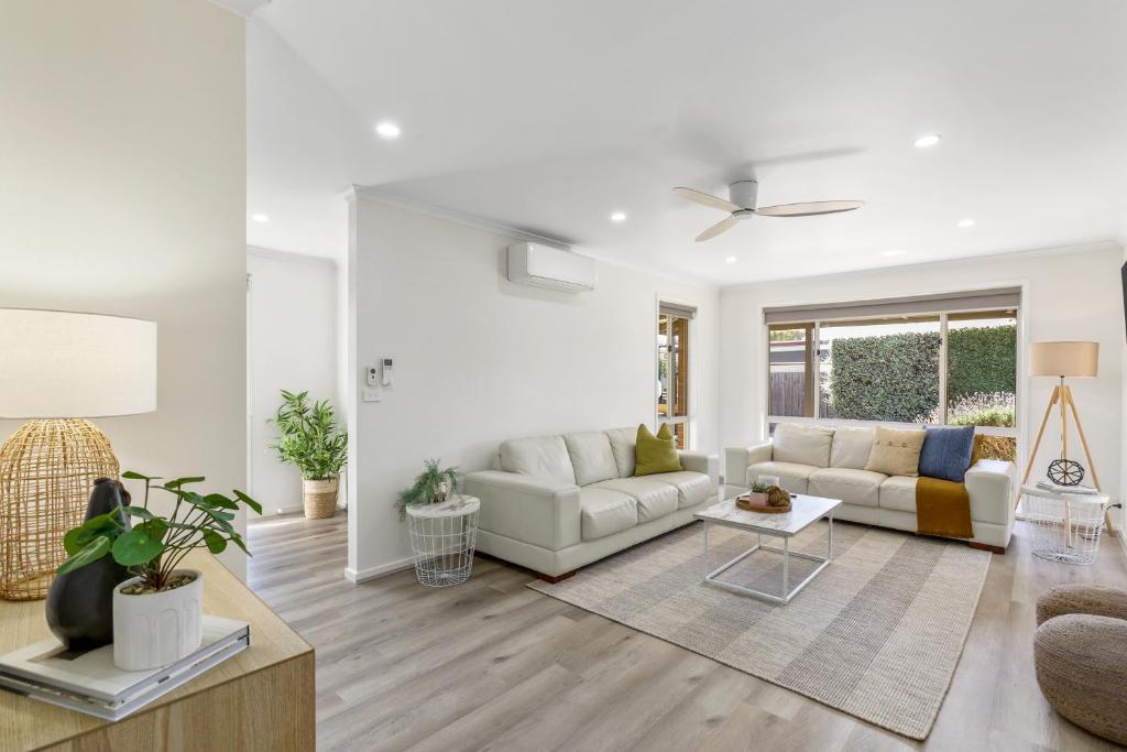 2 Bedroom Unit - Close To The Beach - Free Parking - Free WIFI photo 2
