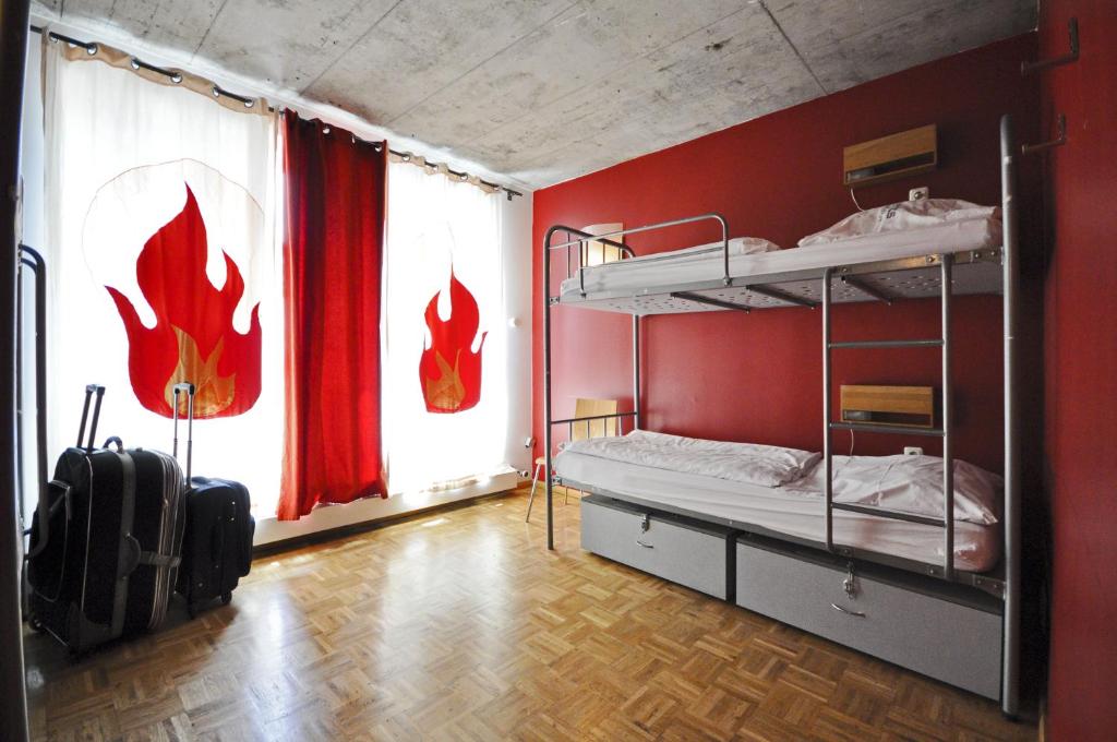 Четырехместный (Классический четырехместный номер), Five Elements Hostel Frankfurt