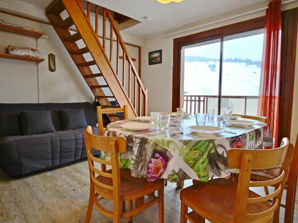 Appartement Chamrousse, 2 pièces, 7 personnes - FR-1-340-229 photo 4
