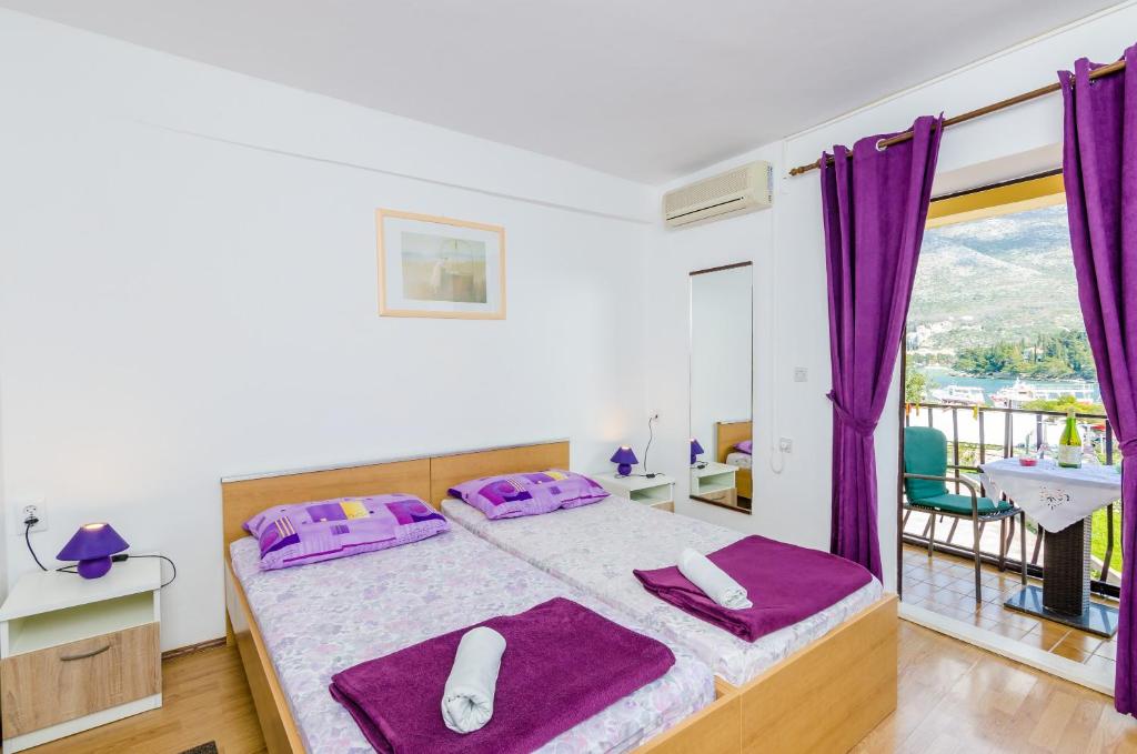 Apartments & Rooms Mihajica photo 3