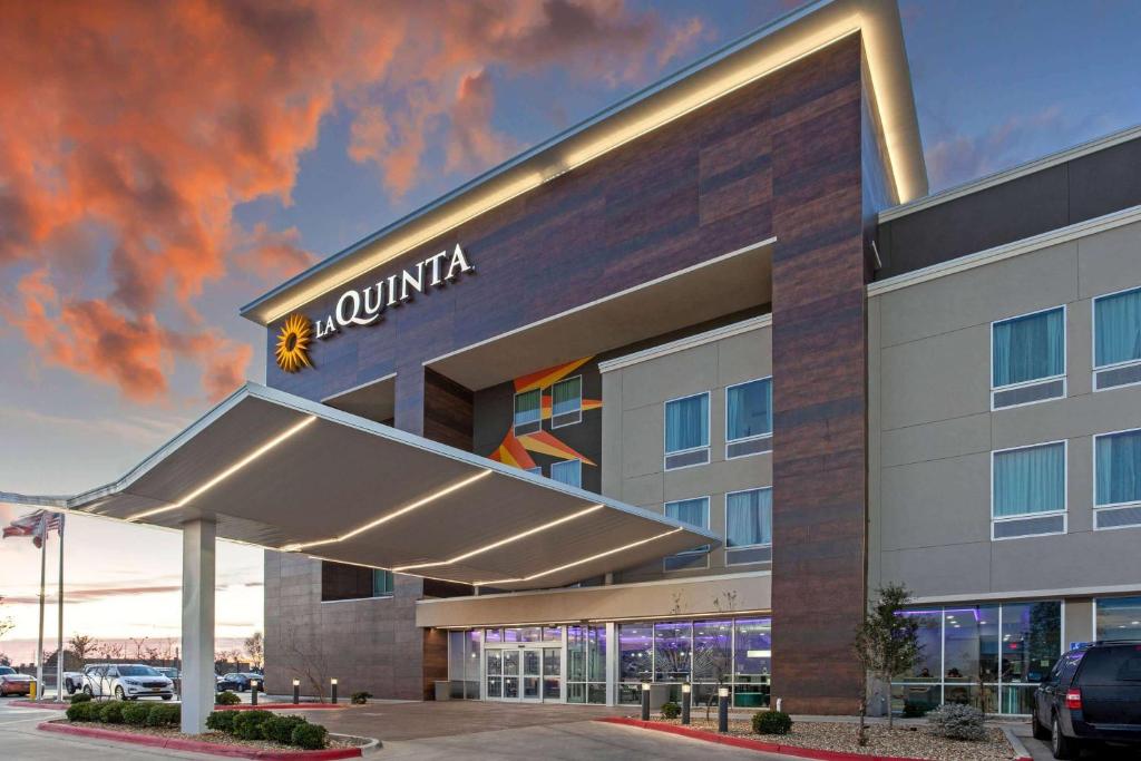 La Quinta by Wyndham Lubbock South photo 4