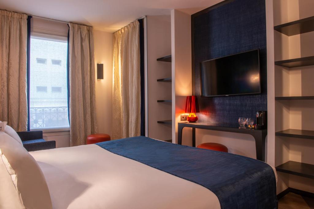 Семейный (Семейный номер), Hotel Yllen Eiffel