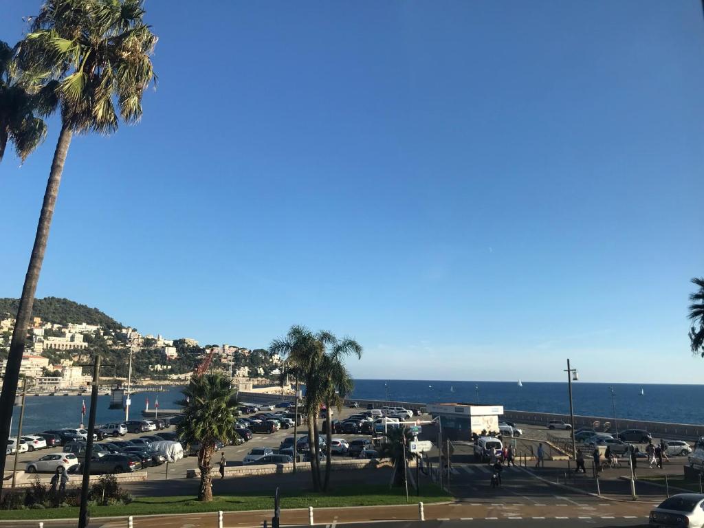 Luxury Sea View Suite Nice Port