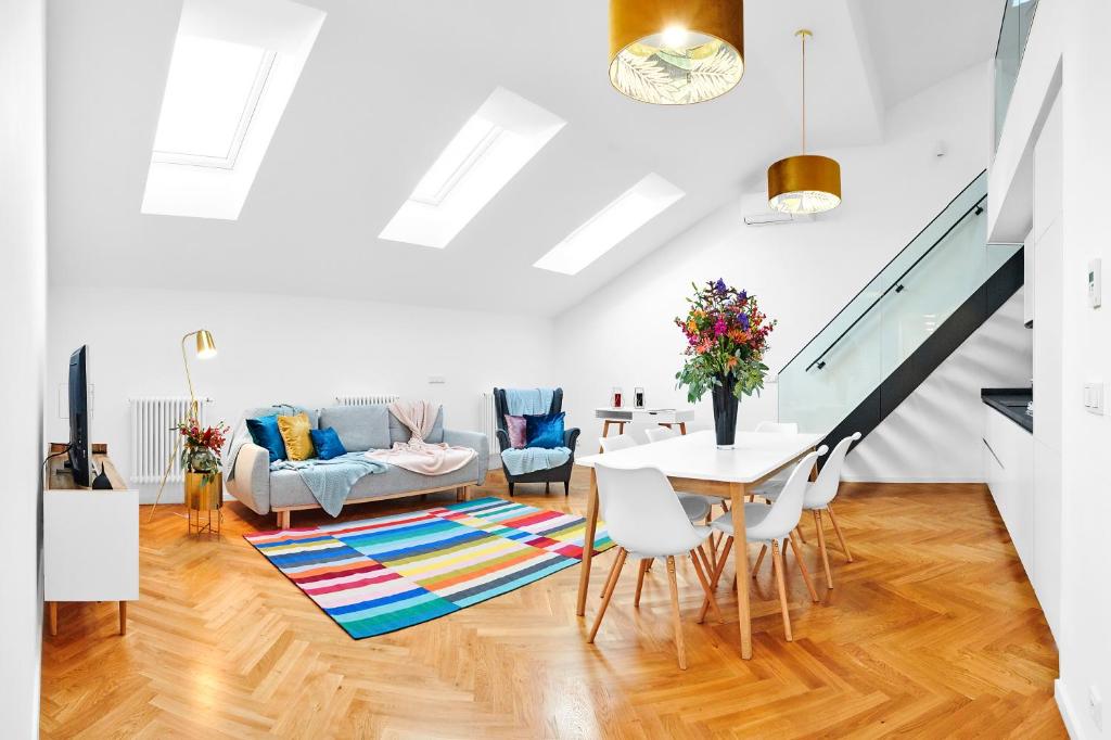 Pytloun Bristol Residence Prague - Tap to explore photos