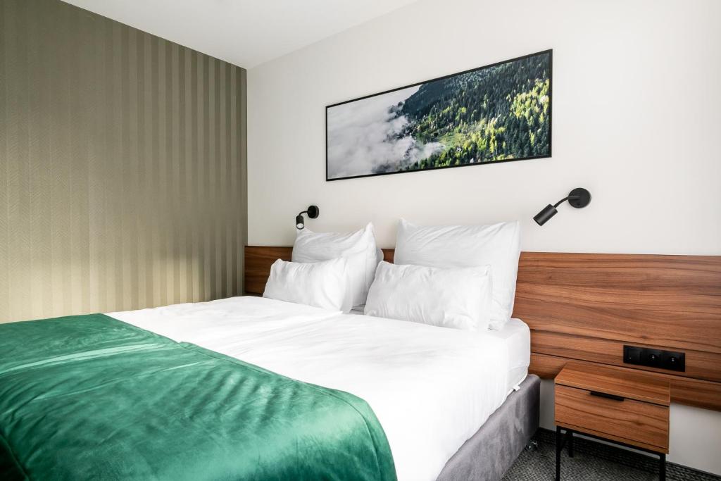 Двухместный (Двухместный номер «Комфорт» с 2 отдельными кроватями), Vestina Hotel