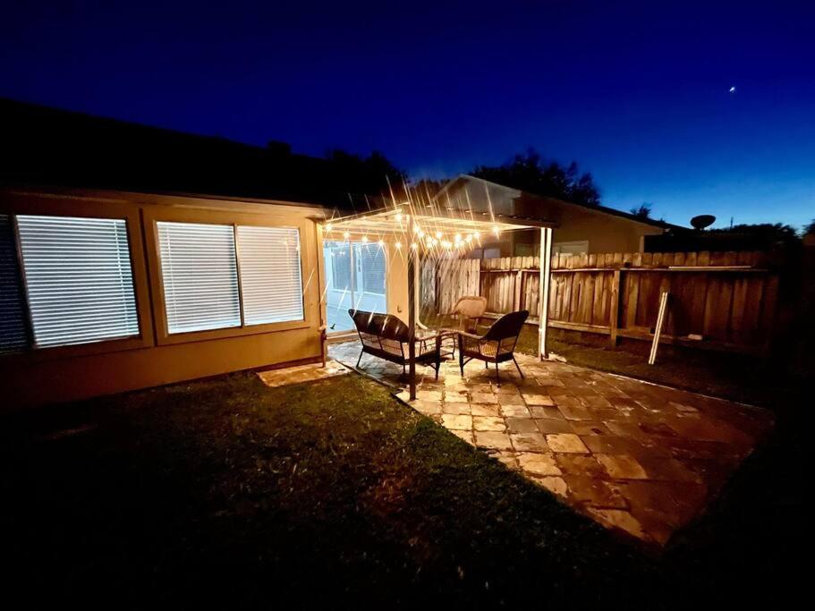 3 Bedroom Entire Home - Centrally located in Katy, Texas photo 1