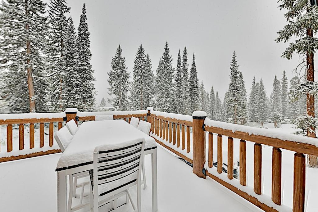 Blue River Hideaway photo 1