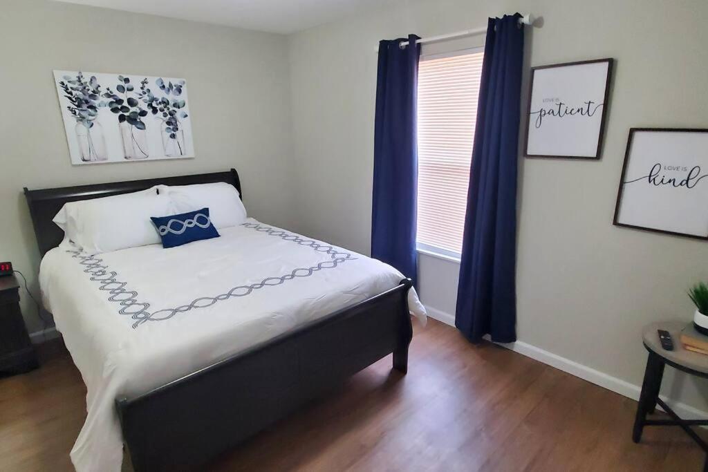 Diamond of a Deal-708 photo 1