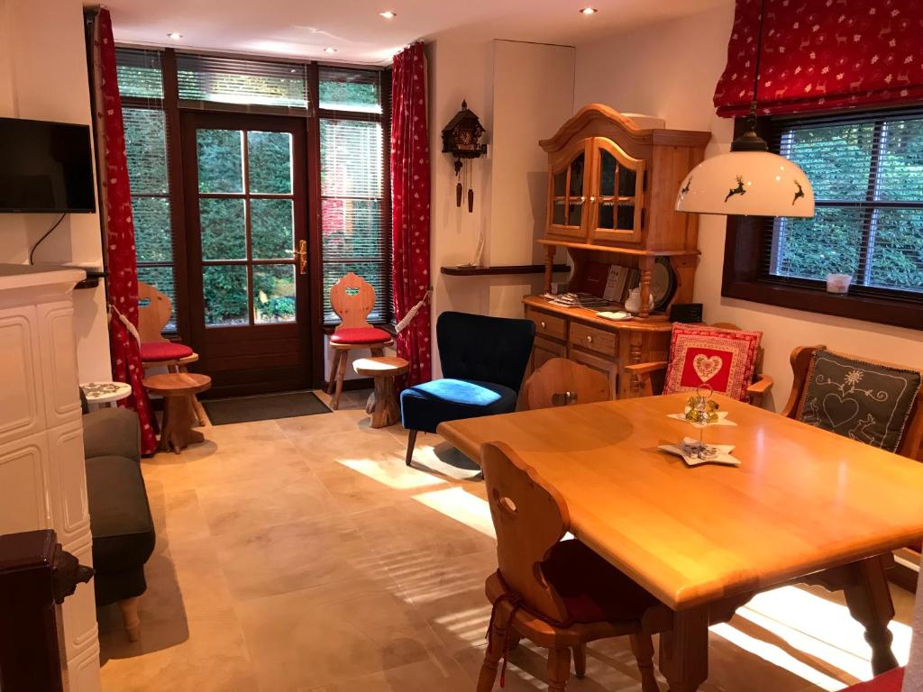 Romantisch Gastenverblijf 'Het Vogelhuisje' photo 3