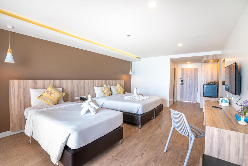 Royal Phala Cliff Beach Resort photo 2