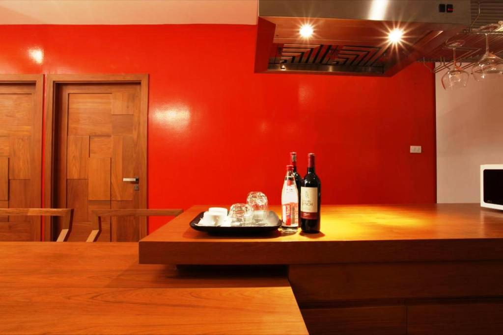 Апартаменты (Апартаменты в пентхаусе), Baan Nueng Service Apartment