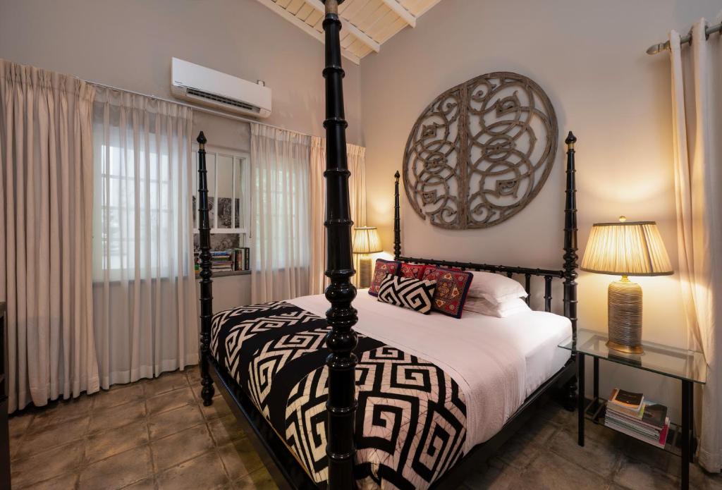 55TG Boutique Suites photo 2