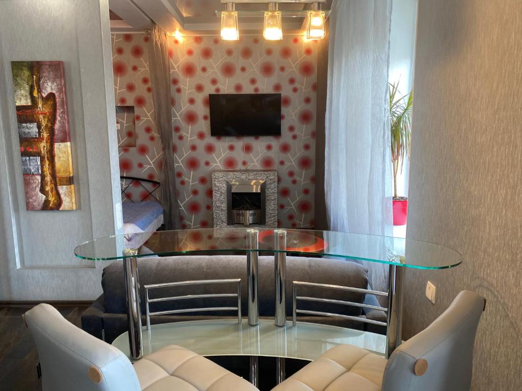 Modern luxury studio in the center of Kharkiv at Konstitutsii Square photo 1