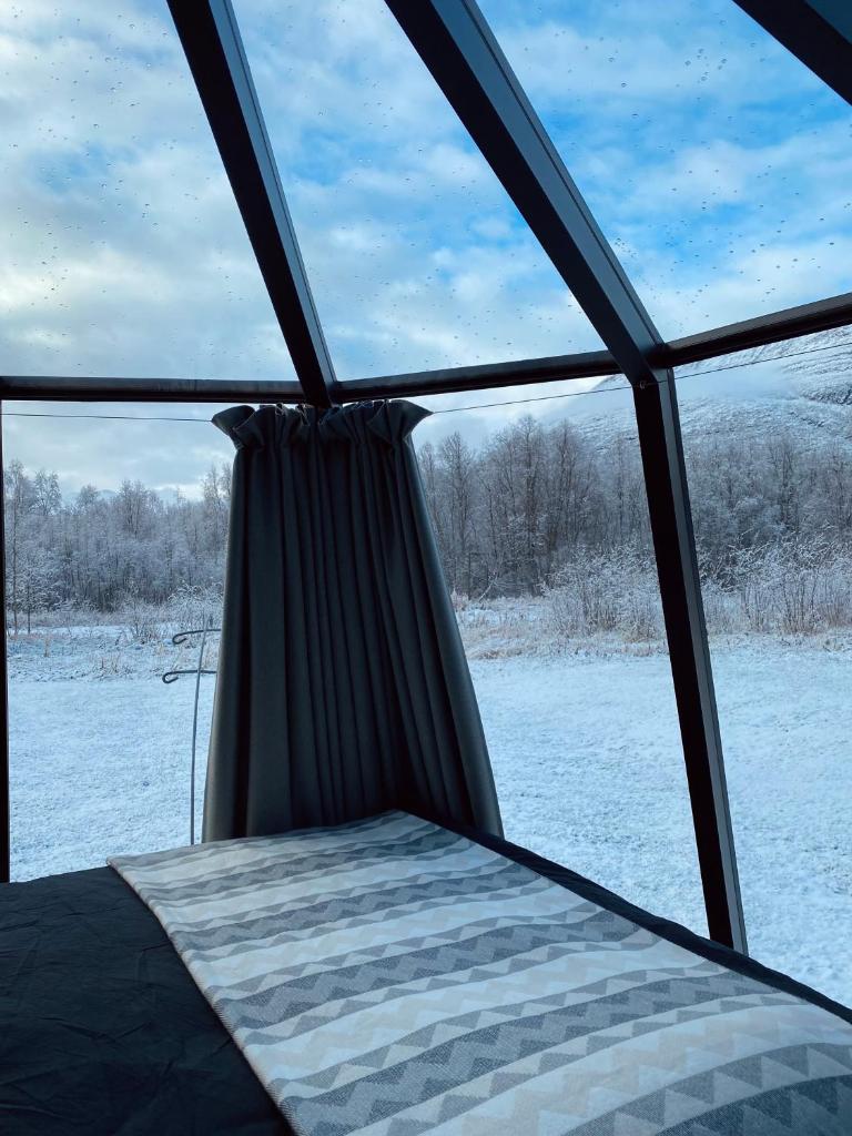 North Experience Basecamp - Tap to explore photos