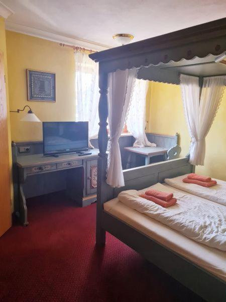 Kleines Brauhaus Ingolstadt Room Type - Double Room with Private Bathroom