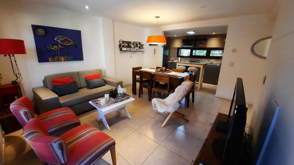 Departamento cálido y cómodo muy bien ubicado 4pax photo 2