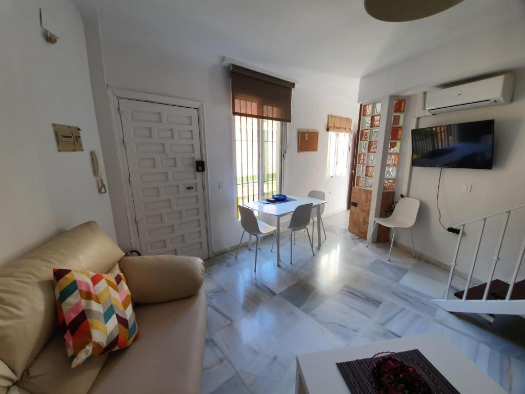 Duplex with terrace Santa Rufina - Tap to explore photos
