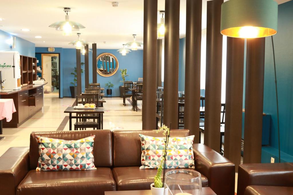 Orly Superior Hotel photo 2