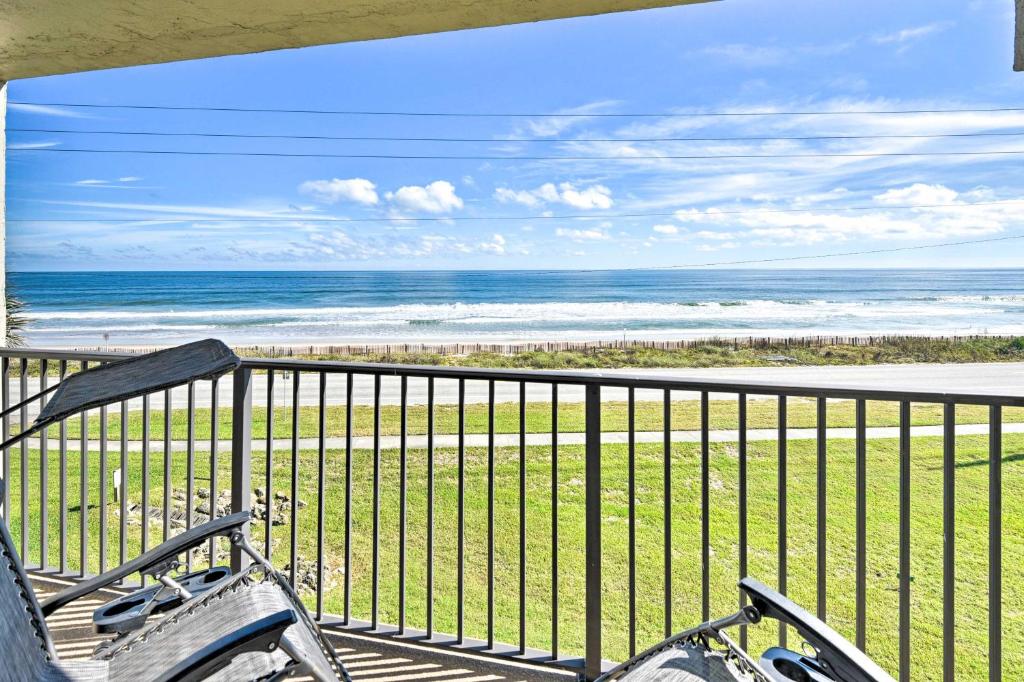 Seaside Ormond Beach Condo with Balcony and Views photo 1