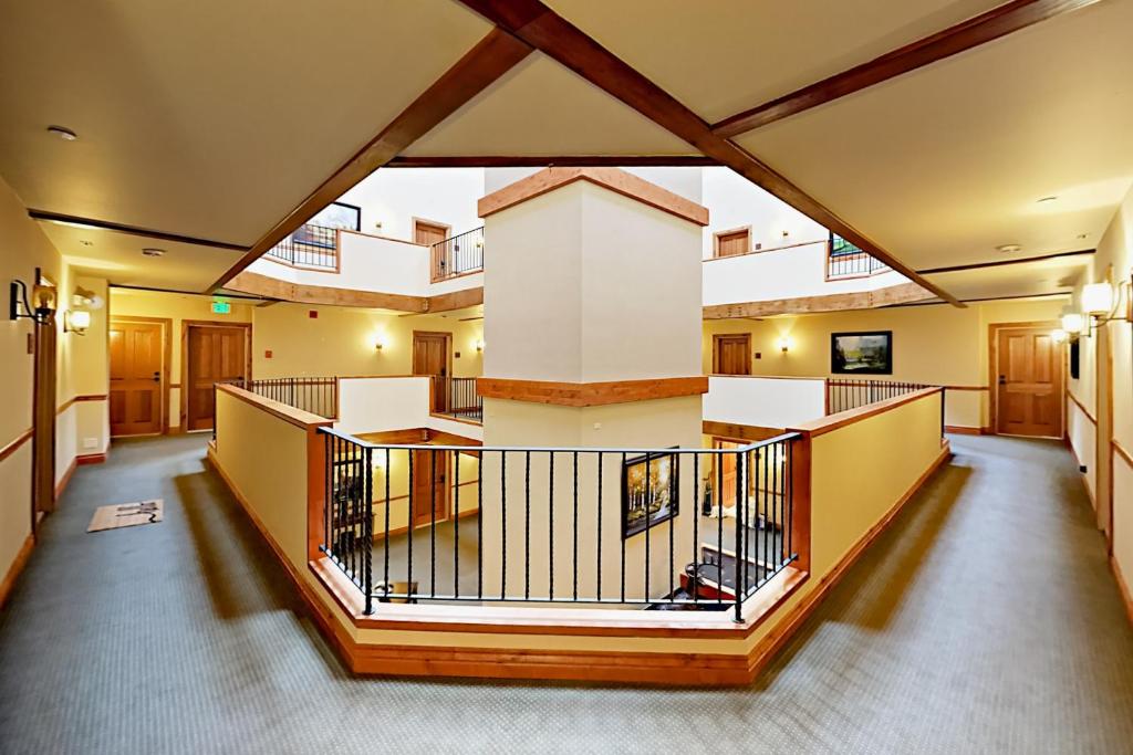 Townsend Place photo 3