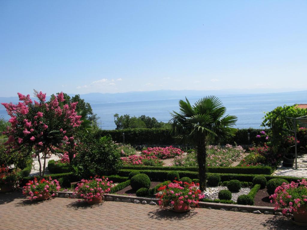 Bed and Breakfast Villa Iris photo 2