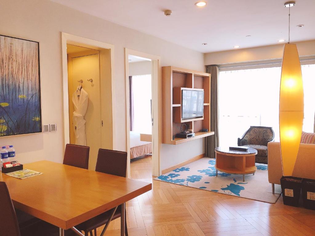 Апартаменты (Представительские апартаменты с 1 спальней и завтраком), Ascott Guangzhou