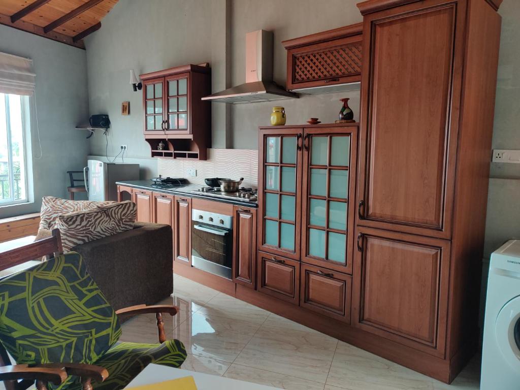 Private Apartment in Nugegoda, close to High-level road photo 3