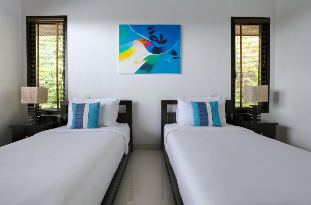 Kulraya Villas - Luxury Serviced Pool Villas - Tap to explore photos
