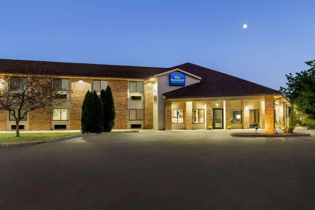 Baymont by Wyndham Monroe image