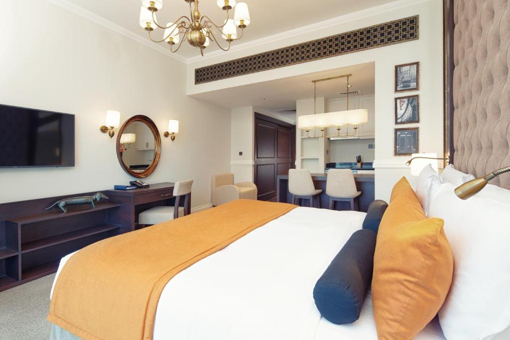 Студио (Улучшенный номер-студия), Курортный отель DUKES Dubai