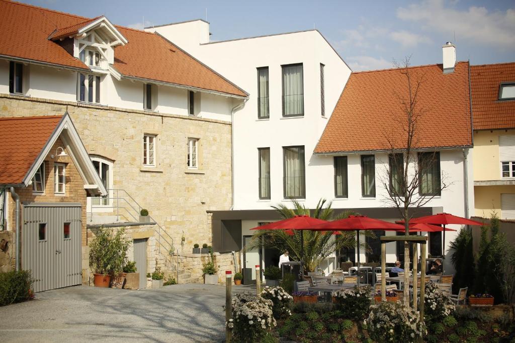 Weinhaus Henninger, Worms