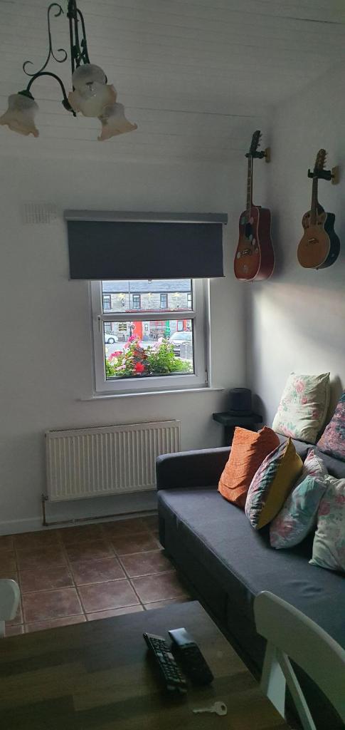 The Speak Easy Cottage Multyfarnham 0876682090 photo 3