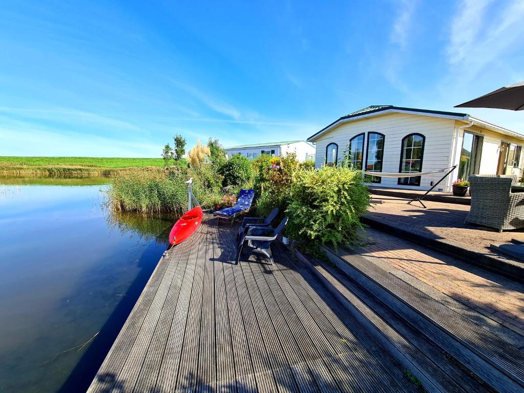 De Parel van Zeeland met jacuzzi en sauna photo 3
