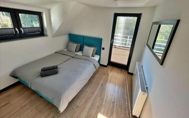 Dream House photo 4