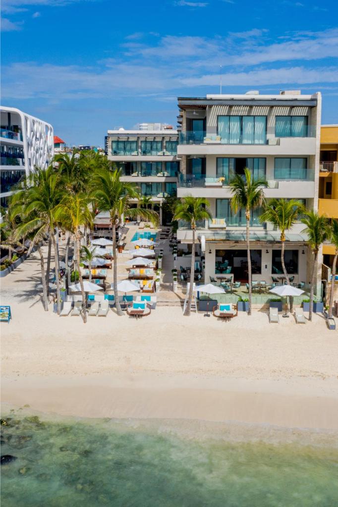 Thompson Playa Del Carmen Beach House, by Hyatt photo 2
