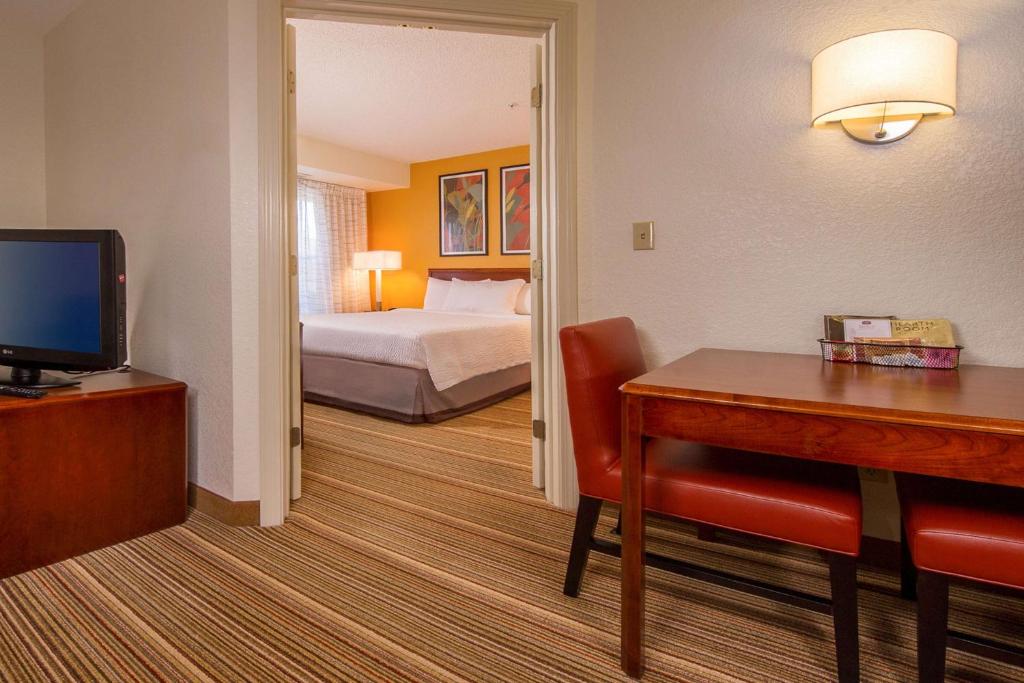 Sonesta ES Suites Charlottesville University photo 3