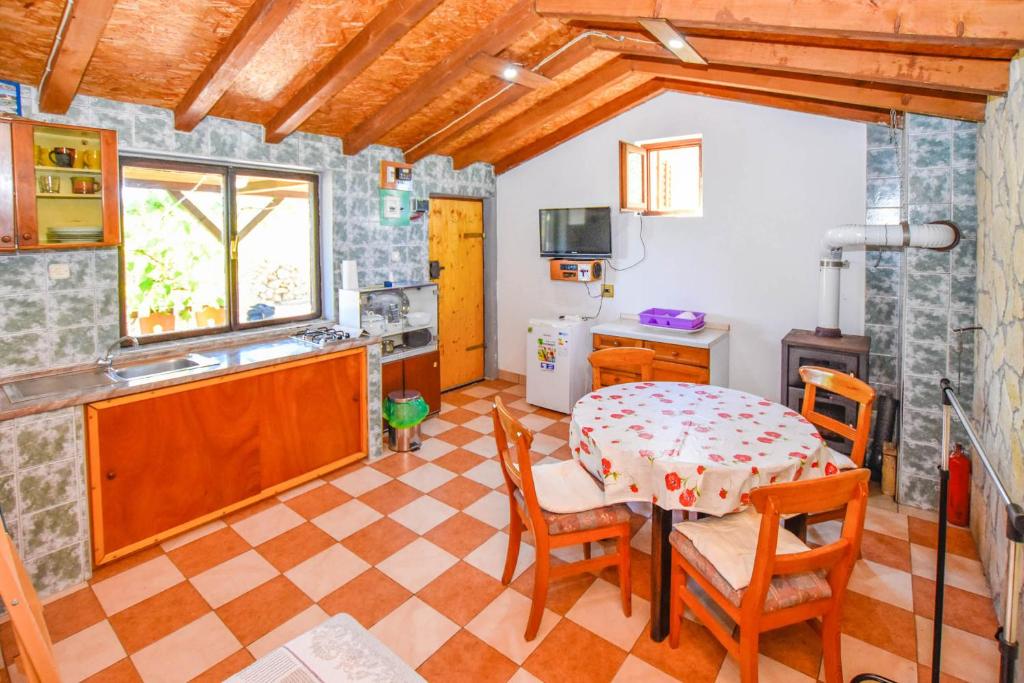 House Volak photo 4