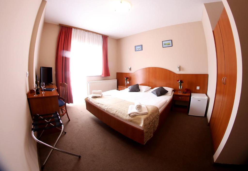 Hotel Zagi photo 2