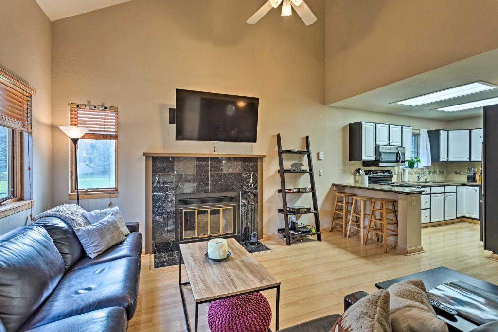 Cozy Edwards Townhome 6 Mi to Beaver Creek! photo 3