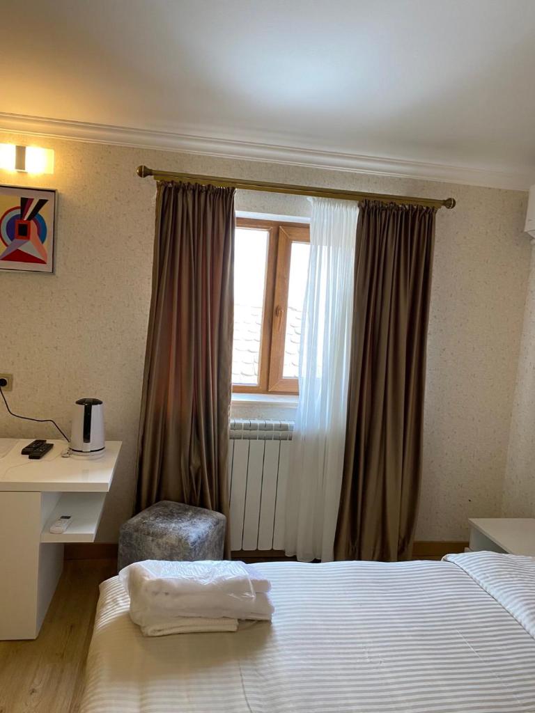 Hotel 12 Tve photo 3