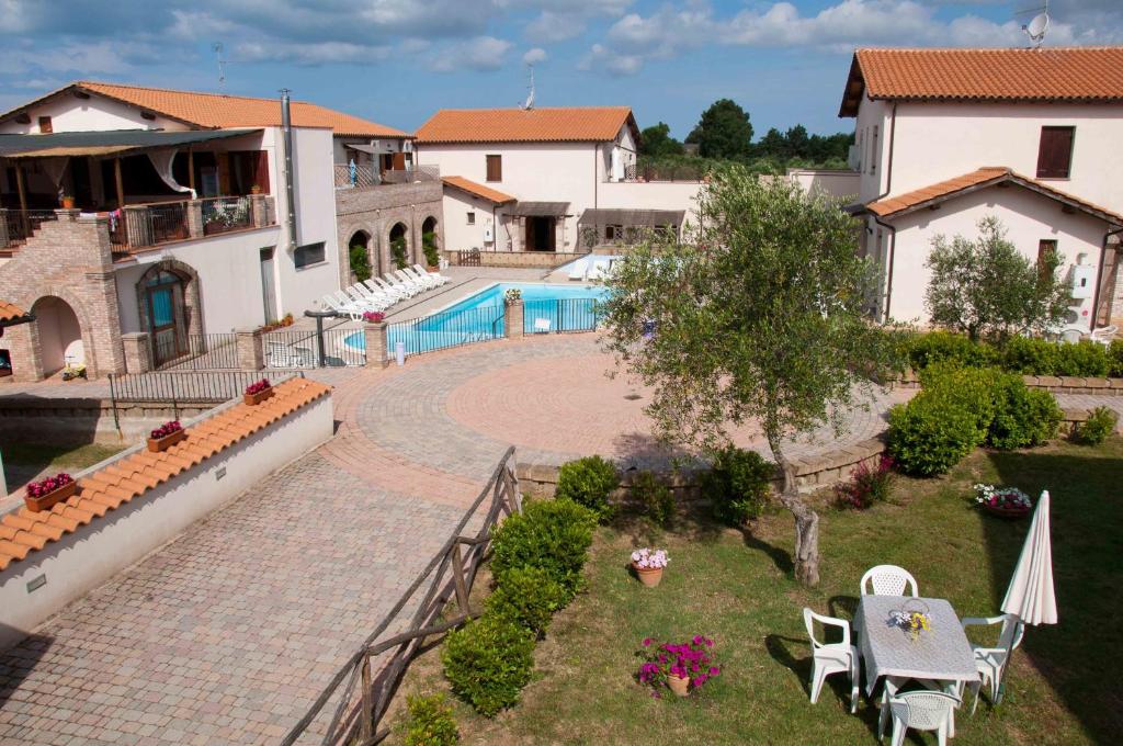 Borgo Valmarina photo 2